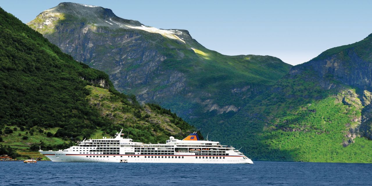 HAPAG-LLOYD CRUISES MS EUROPA 2