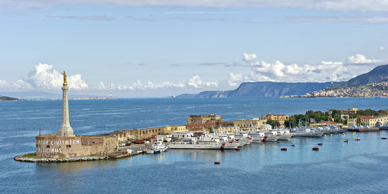 Mediterrán hajóút Genovából - vasárnaponként